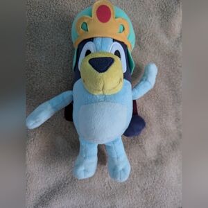 Bluey princess hat with cape plush